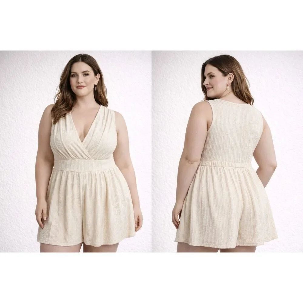 SHEIN Curve 1XL Cream Skort Romper Sleeveless V-Neck Textured Jumpsuit Plus Size
